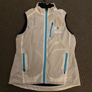 Women’s running vest, Size M, Hot Chocolate 15k/5k